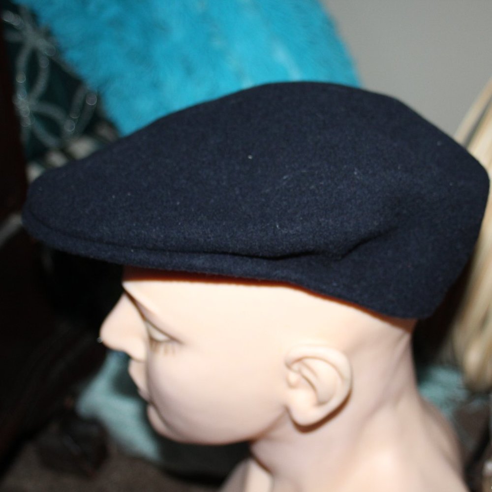 KANGOL black wool flat newsboy hatLarge